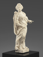 Weibliche Heiligenfigur aus dem Gehäuse zur Planetenlaufuhr