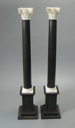 Säule mit Postament